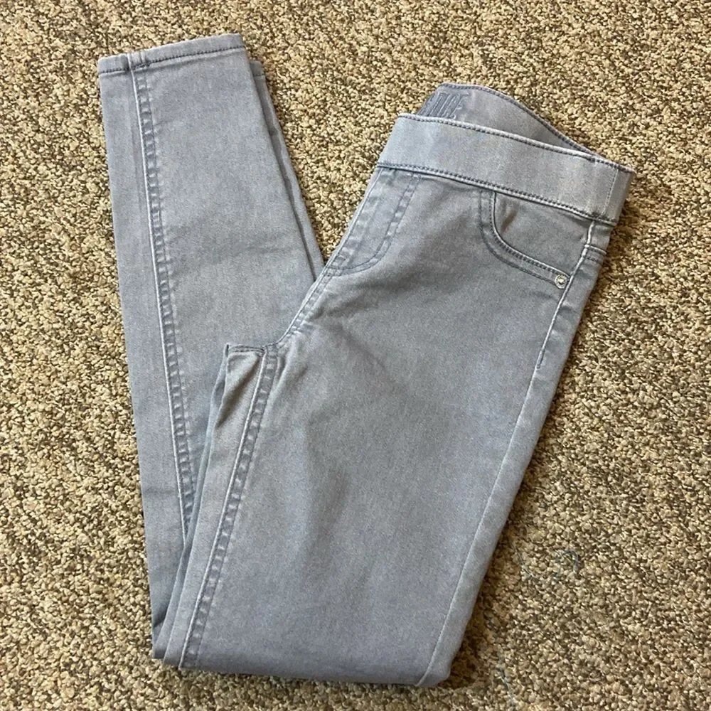 10/$50 JUSTICE STRETCH GIRL PANTS SIZE 12